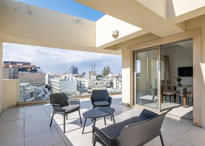 Downtown 2 Bedroom Penthouse